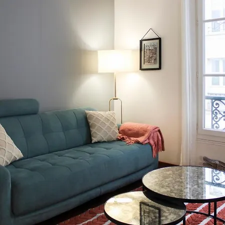 Apartment Nice 58m Of Classic Style Near Montmartre Paris