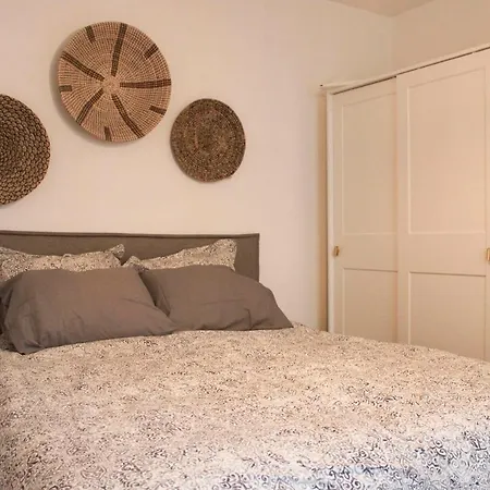Nice 58m Of Classic Style Near Montmartre Apartment